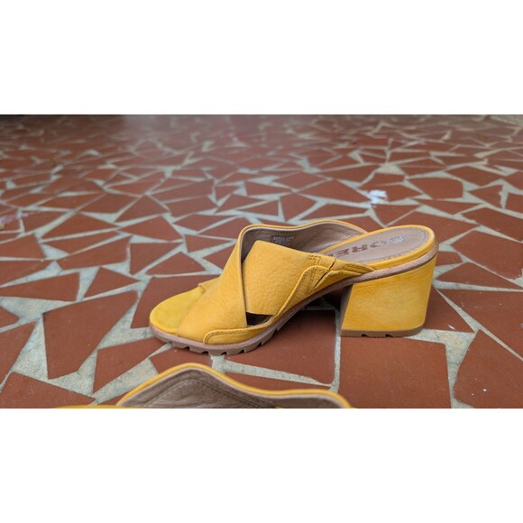 Sorel Nadia Mule Sandals-Yellow Nubuck Leather -Block Heel-Sz 6 - Picture 6 of 10